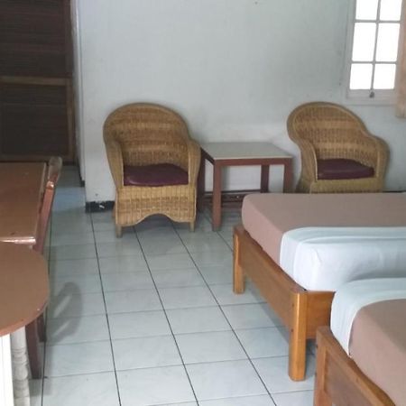 Intan Hotel Purwakarta Kültér fotó