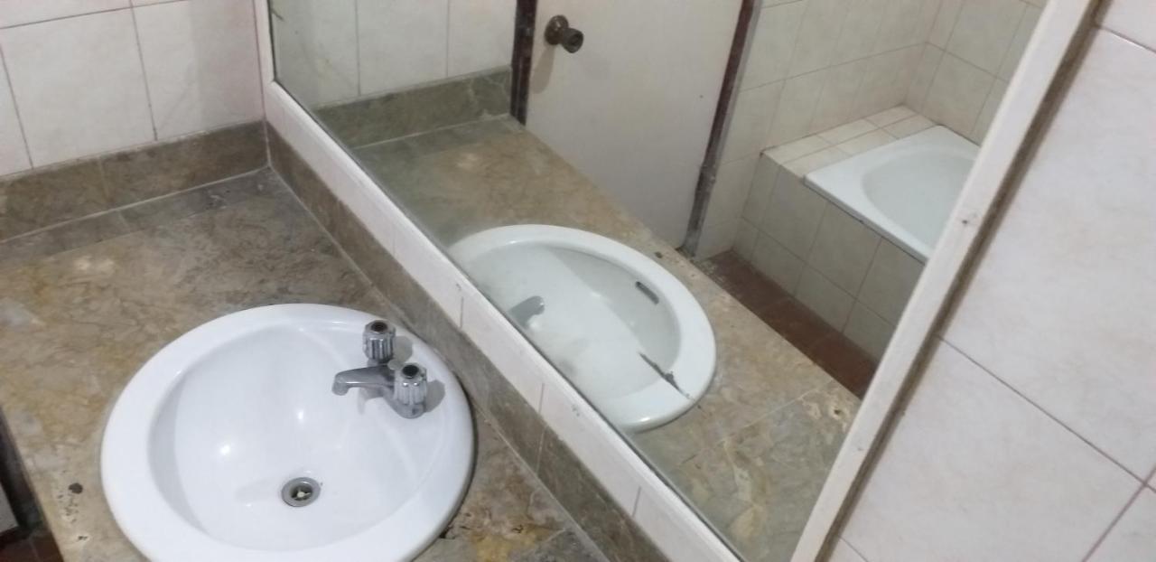 Intan Hotel Purwakarta Kültér fotó